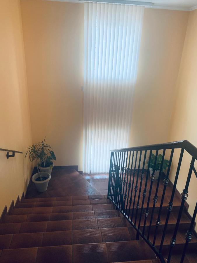 Euro Hotel Hostel Kovel Kültér fotó